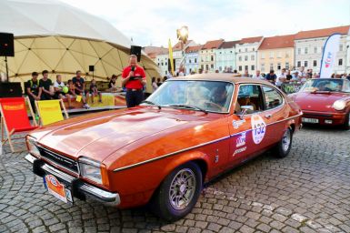 Změna plánů umožnila start na setinové rallye klasických vozů