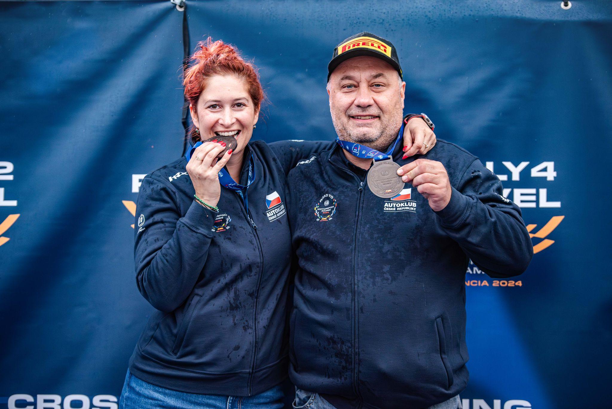 Z klání národů po dvou letech opět s medailemi